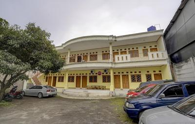 SPOT ON 90171 Pondok Kuning