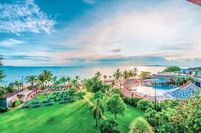 Pinnacle Grand Jomtien Resort and Beach Club