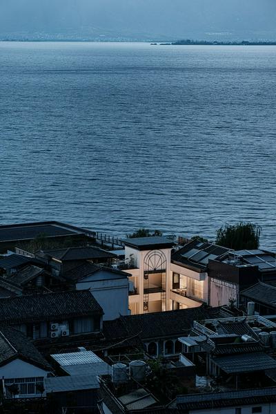 Dali Li Hotel - Shuanglang Erhai Branch