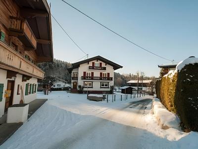 Chalet in Ellmau Near Skiwelt Slopes