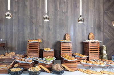 Seven Garden Hotel - Airport