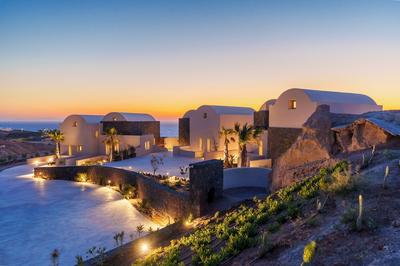 Halo Santorini- Living Experience