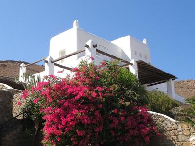 Villa in Mykonos Near Agios Sostis Beach
