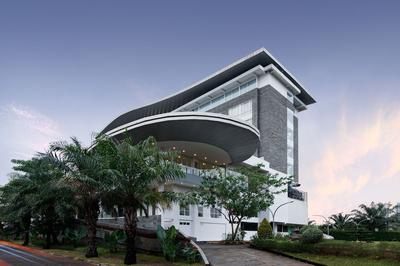 Antero Hotel Jababeka Cikarang