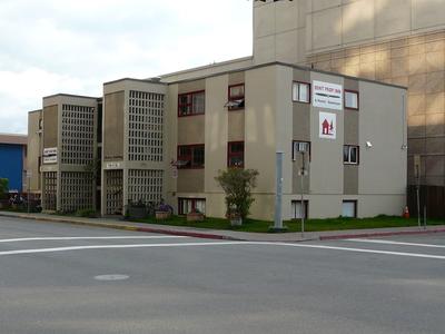 Bent Prop Inn & Hostel Downtown