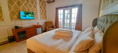 Gili Beachfront Suites