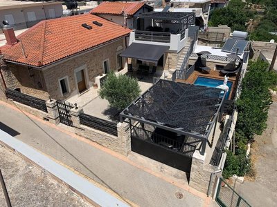 Thrapsano House for up to 8 Persons, Near Iraklion