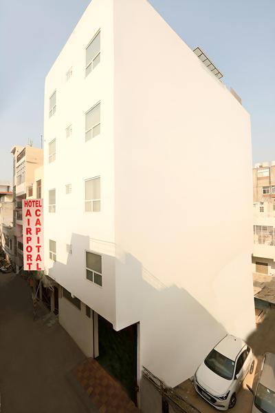 Hotel Capital @ Airport