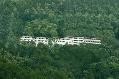 Hotel Kausani Retreat
