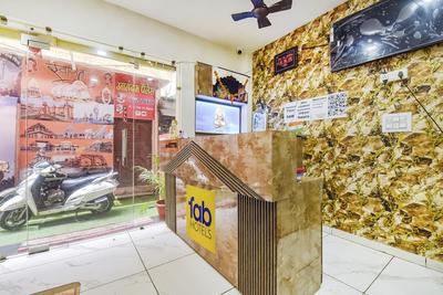Fabexpress Anandam Palace Guest House