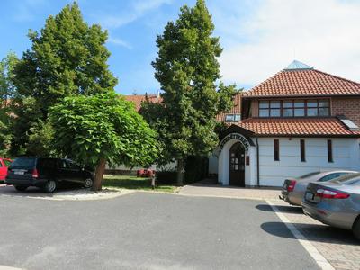 Józsi Bácsi Vendéglője és Szállodája