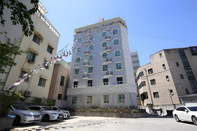 Ekklim Hotel