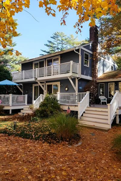 Mashpee House w/ Wraparound Deck - Walk to Beach!