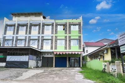 Hotel O Ilir Timur I Near Rsud Siti Fatimah Az-Zahra Formerly Lumendiva Suite