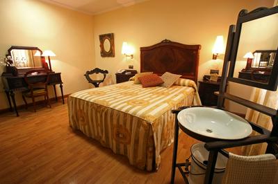 Hotel Restaurante El Pentágono