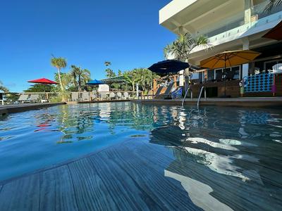 Old Crow Hotel and Suites