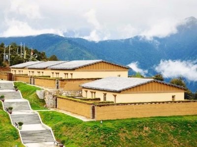 High Mountain Resort Deqin