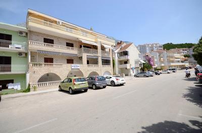 Apartments Ivo
