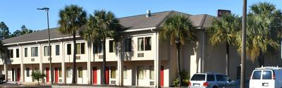 Guest Cottage & Suites By OYO Brunswick/Golden Isles
