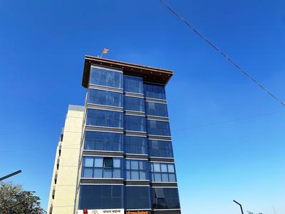 The Grand Sarovar Inn and Suites