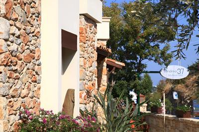 Sandima 37 Suites Hotel