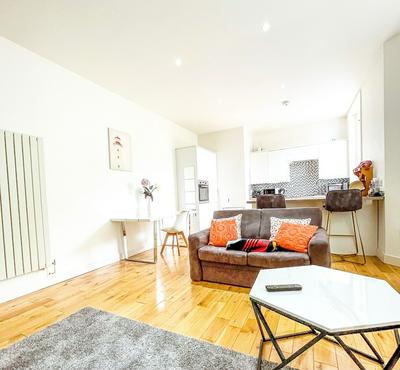 London 2-bed Apartment in Herbert Road
