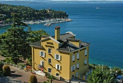 Hotel Riviera & Maximilians