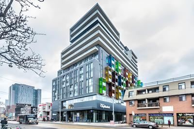 Toronto Furnished Living College Street Elevate Rooms.