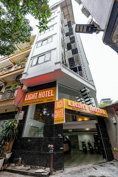 Light Hotel Ha Noi