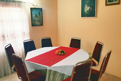 Spacious Apartment near Mall