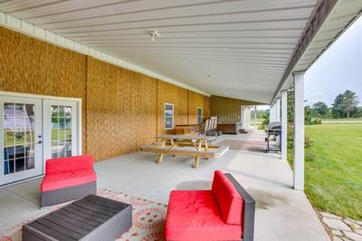 Charming Cadillac Retreat w/ Private Hot Tub!