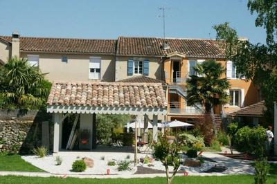 Le Continental Hotel