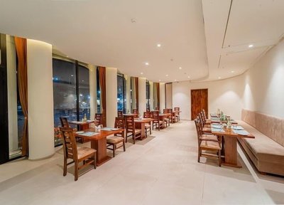 Hotel Benchmark Premier