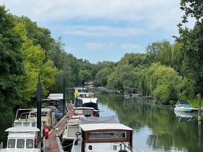 L'Escale Royale Poissy Ile de Migneaux