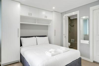 Bright 1 Bedroom Unit in the Heart of Manly