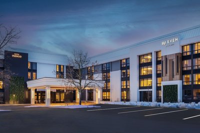 EVEN Hotel Detroit North - Troy