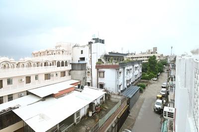 Hotel Sanjary Palace