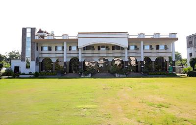 OYO 19567 SR Rooms And Banquet