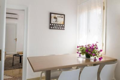 Accademia Charm 6 by Wonderful Italy