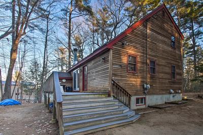 Lakeview Forest Cabin w/ Deck < 1/2 Mile to Beach!