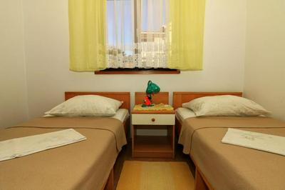 Slavica - Free Parking - A2 Veliki