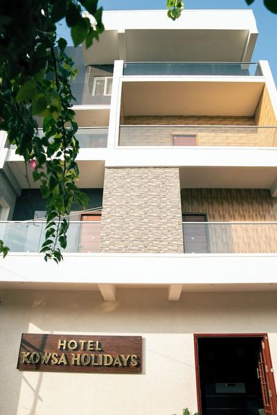 Hotel Kowsa Holidays