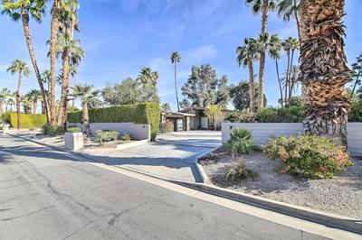 Palm Springs Oasis w/ Pool & Golf Course Views!
