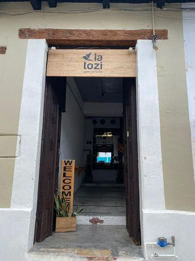 LA TOZI