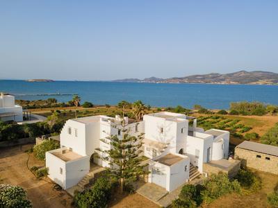 Cycladic Villa in Kampos