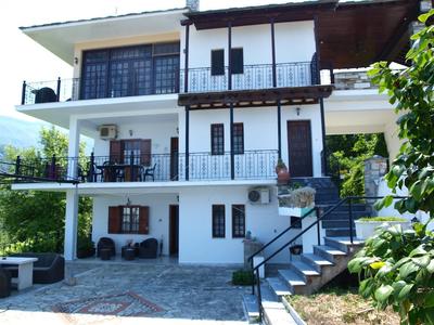 Paradeisos Double Room With Balcony 5