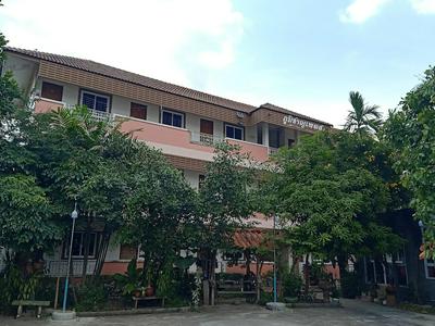 Phumchan Place Hotel