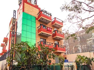 OYO 5106 HKS Residency