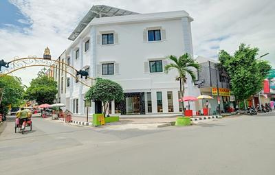 Collection O 90774 Homi Stay