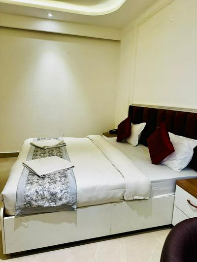Hotel Prince Inn By DSY Hospitality